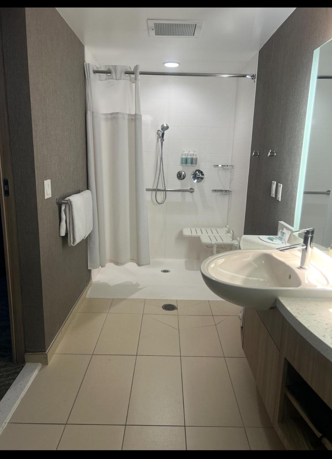 Springhill Denver Hotel 4*